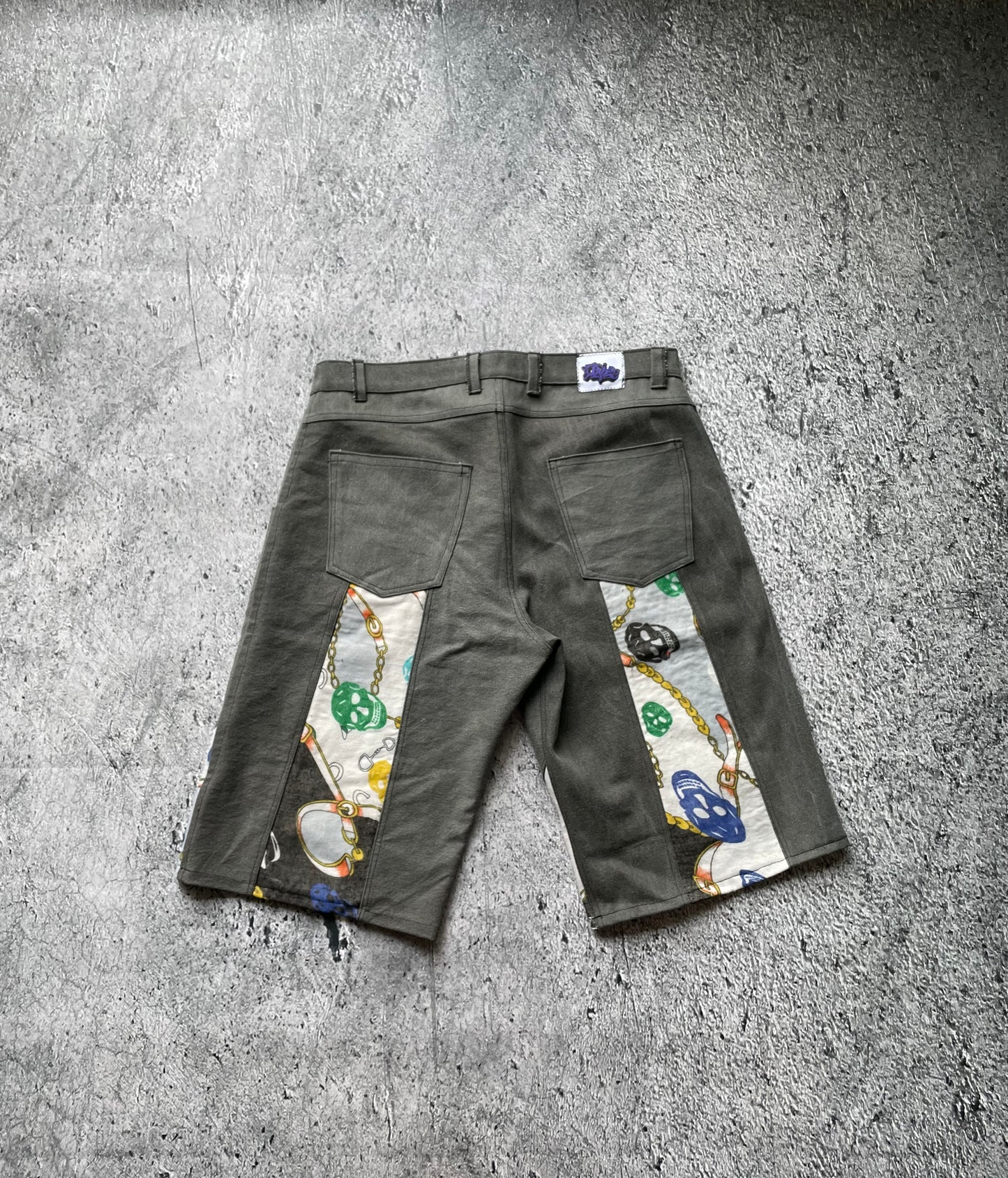 „Block” Shorts Skulls